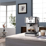 De'Longhi Classic Espresso Machine